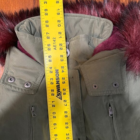 Abercrombie & Fitch Kids Green Parka Coat - Faux Fur Hood - Size 11/12 - Picture 4 of 9